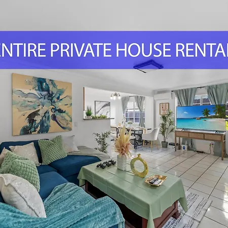 Entire Private 4-Bedroom W Garage & Gated Yard, Near San Diego Gaslamp, Beach, Available Now